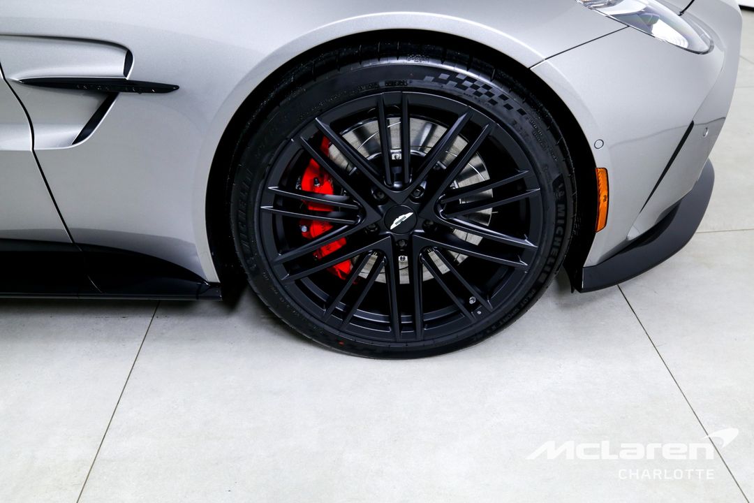 2025 Aston Martin Vantage