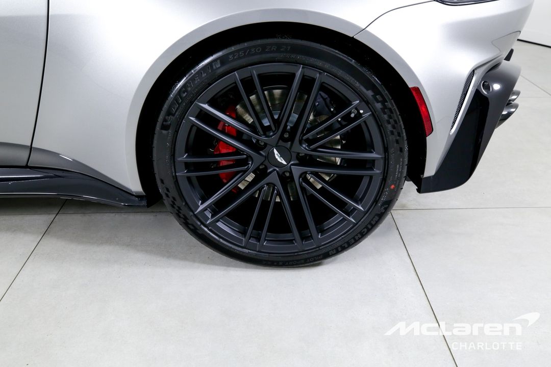 2025 Aston Martin Vantage