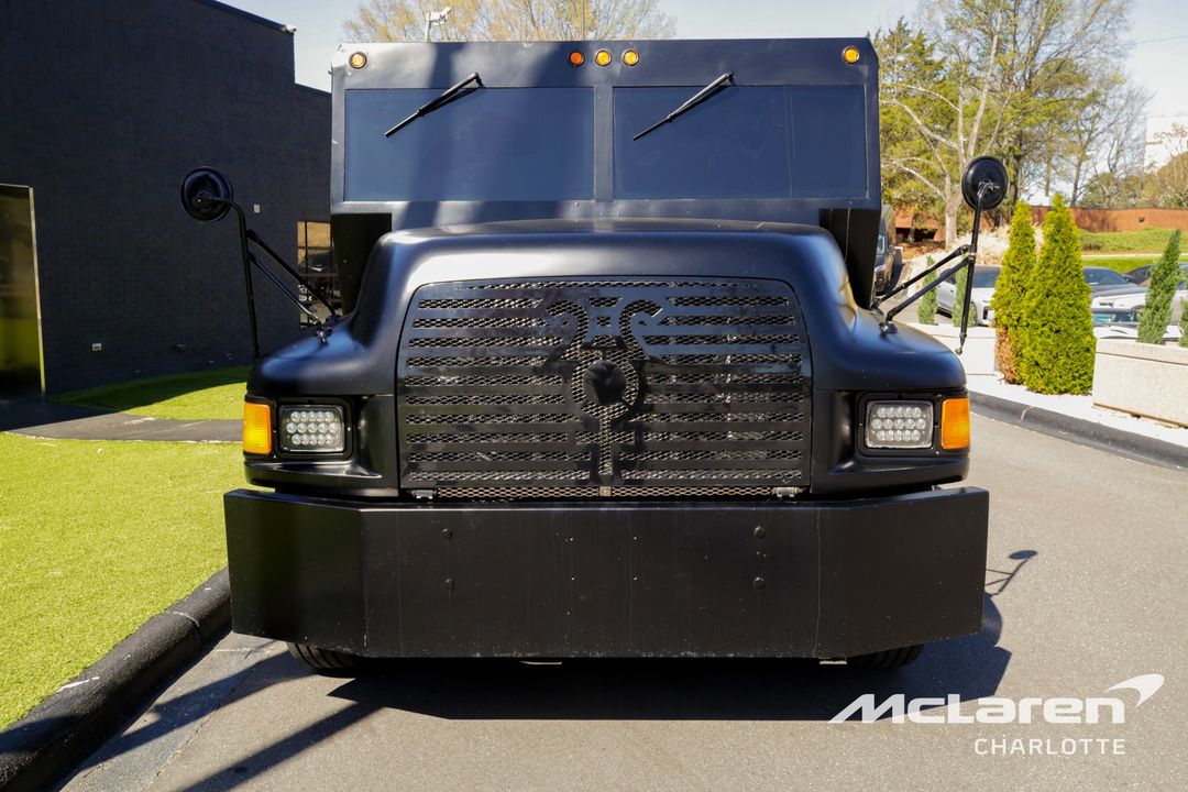 1999 FORD F800