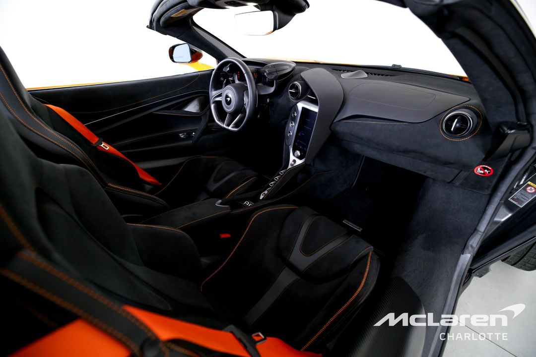 2024 McLaren 750S Spider
