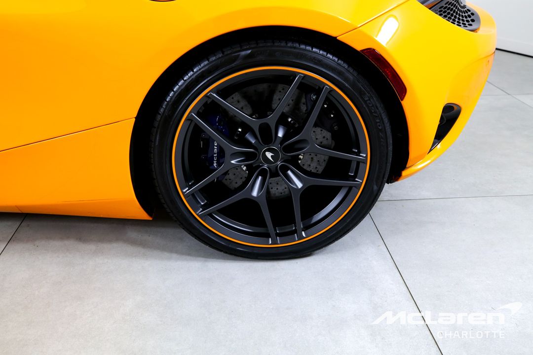 2024 McLaren 750S Spider