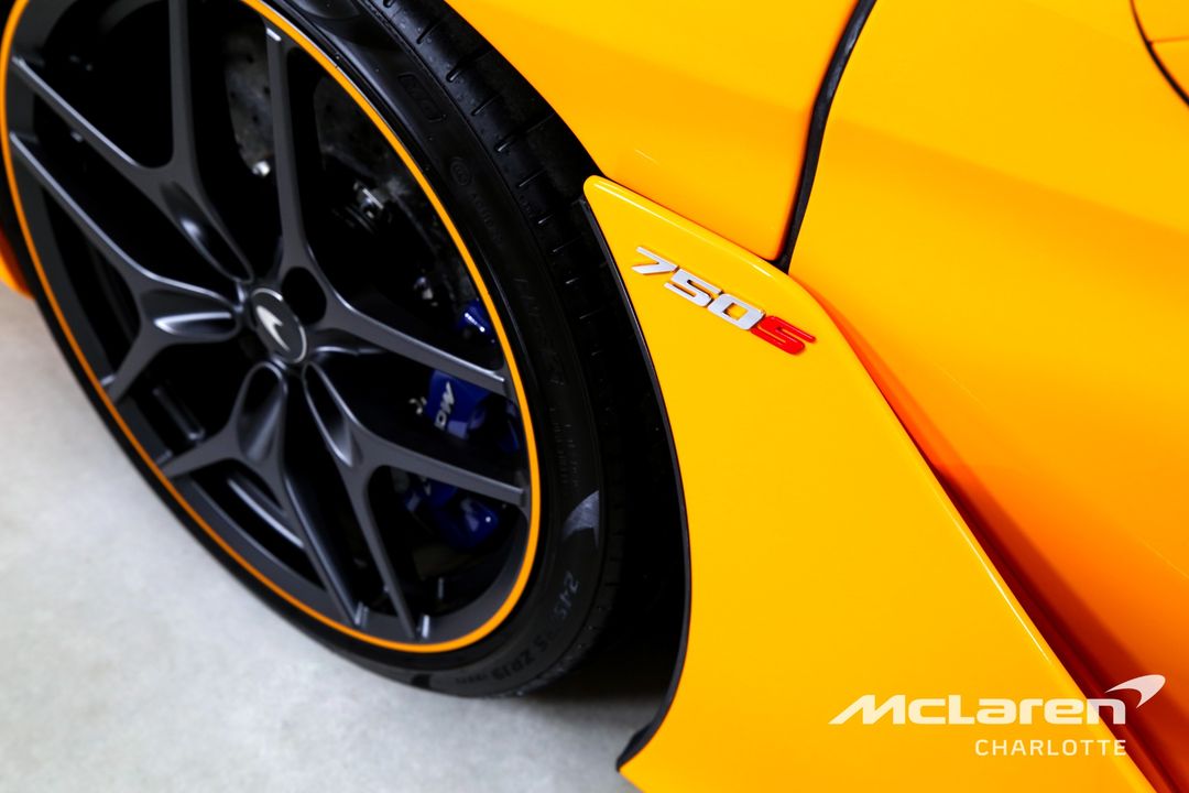 2024 McLaren 750S Spider