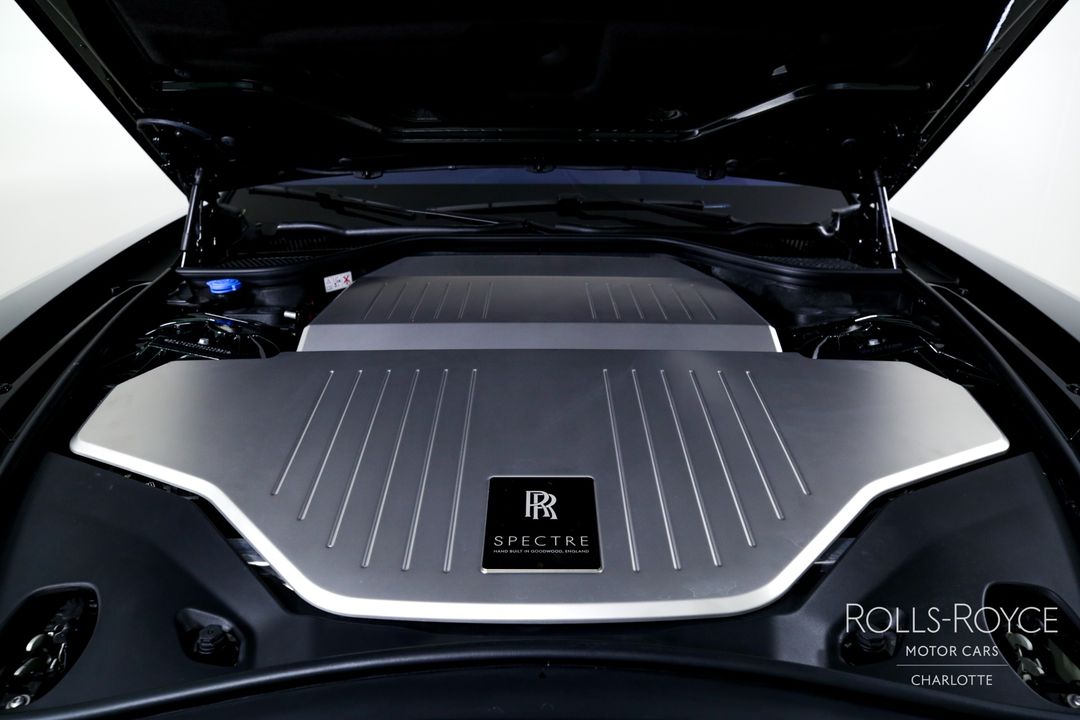 2024 Rolls-Royce Spectre