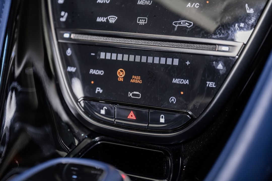 2020 Aston Martin DBS