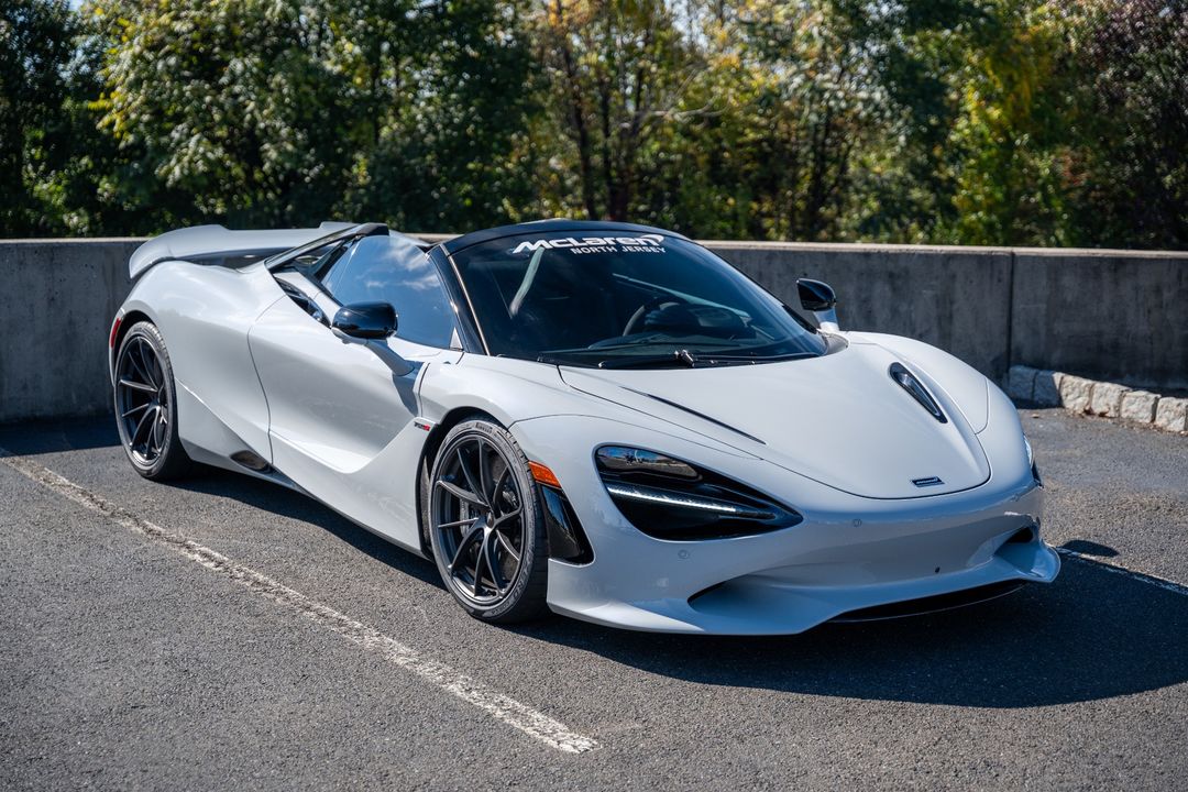 2024 McLaren 750S Spider