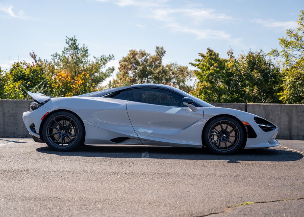 2024 McLaren 750S Spider