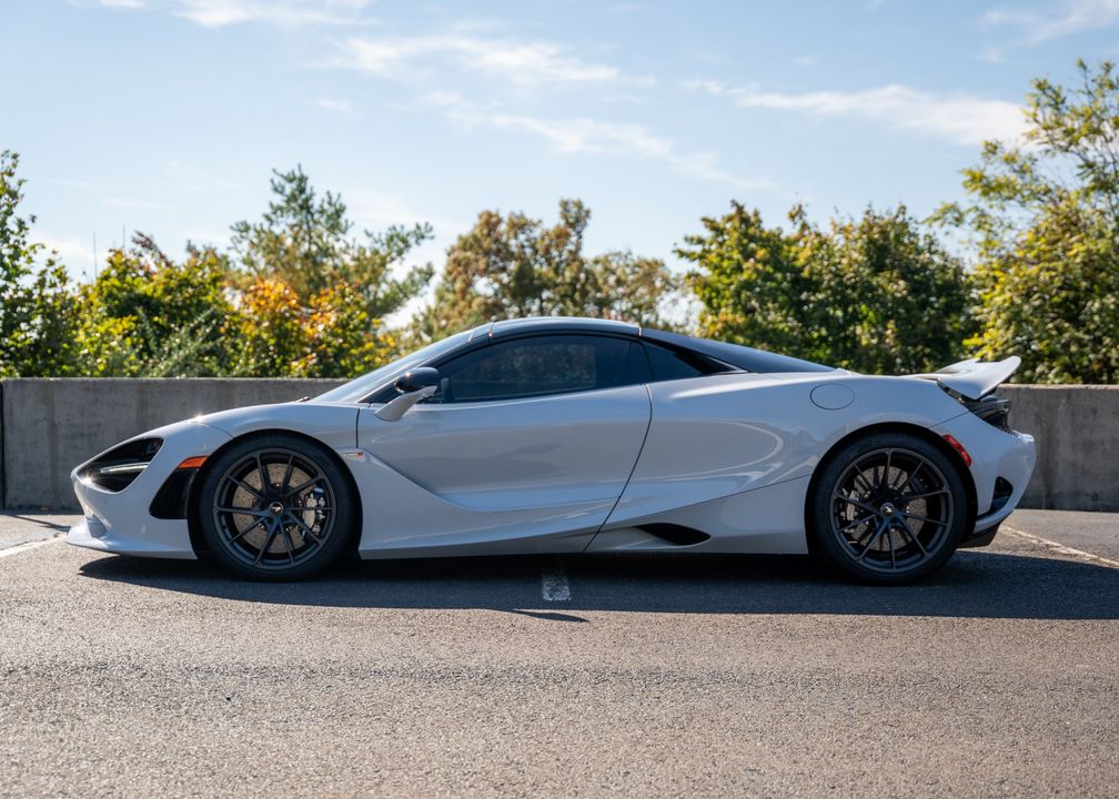 2024 McLaren 750S Spider