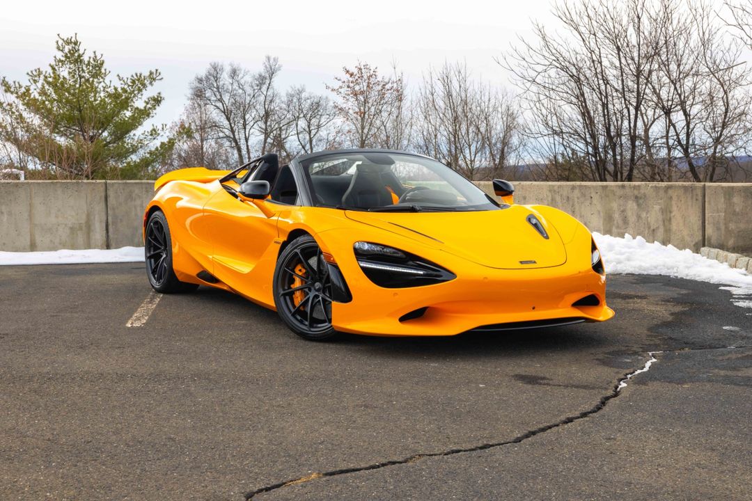 2025 McLaren 750S Spider
