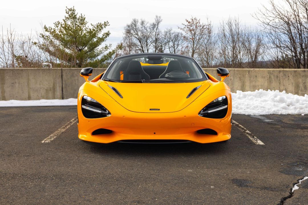 2025 McLaren 750S Spider