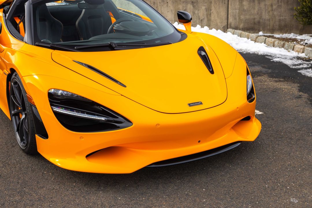 2025 McLaren 750S Spider