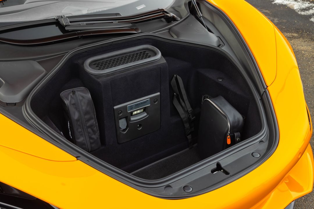 2025 McLaren 750S Spider