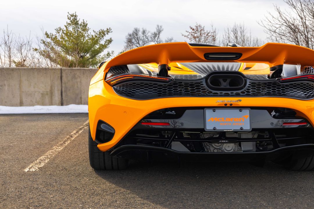 2025 McLaren 750S Spider