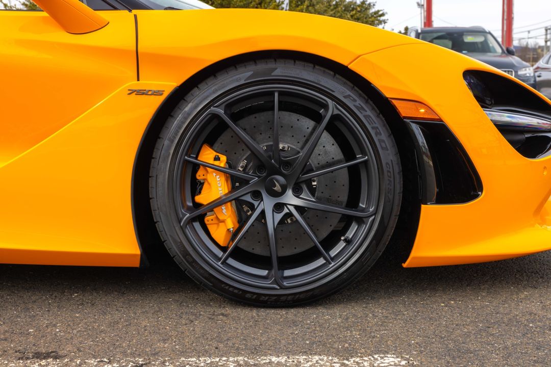 2025 McLaren 750S Spider