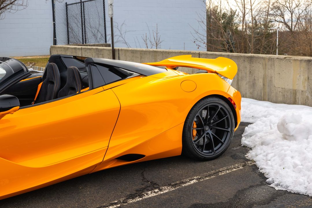 2025 McLaren 750S Spider
