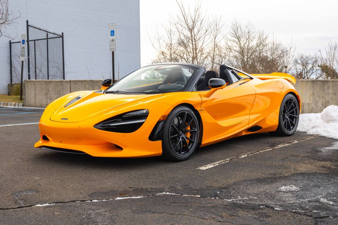 2025 McLaren 750S Spider