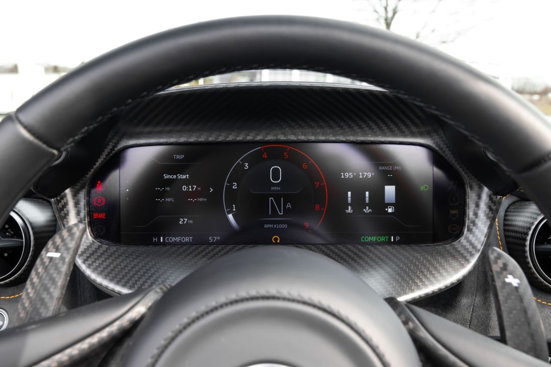 2025 McLaren 750S Spider