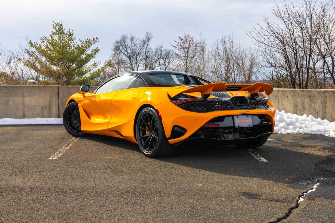 2025 McLaren 750S Spider