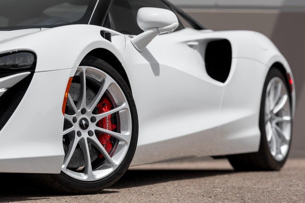 2023 MCLAREN ARTURA