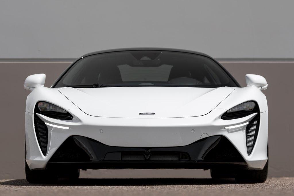 2023 MCLAREN ARTURA