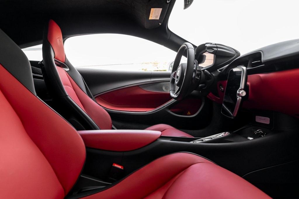2023 MCLAREN ARTURA