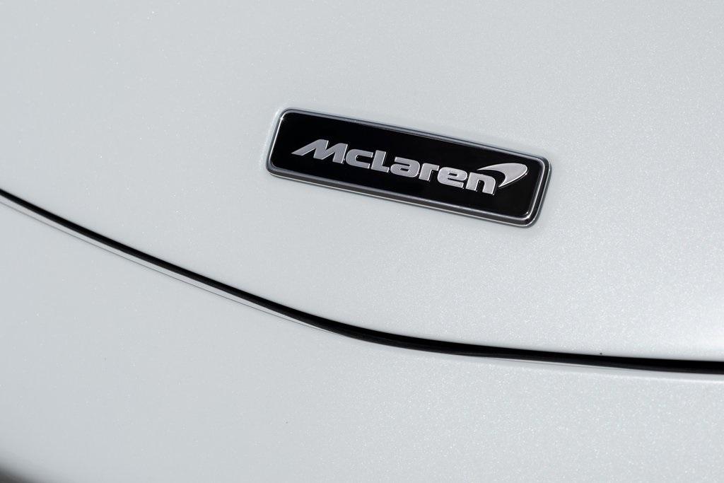 2023 MCLAREN ARTURA