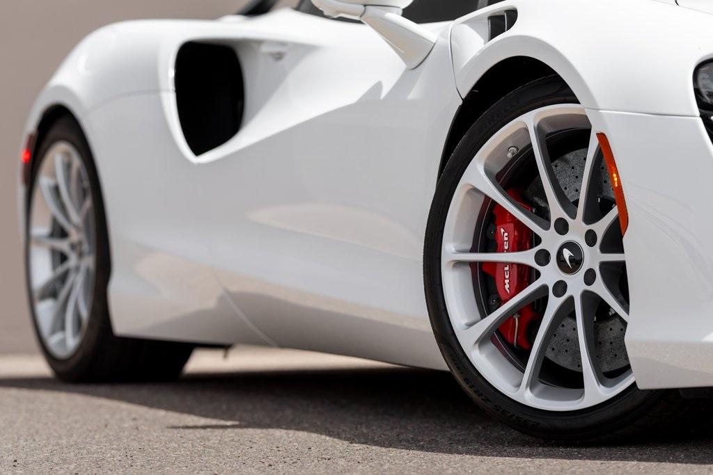 2023 MCLAREN ARTURA