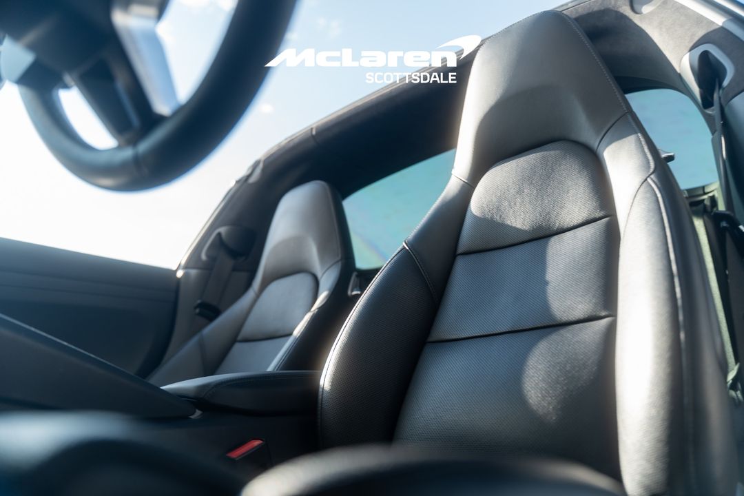 2017 PORSCHE 911