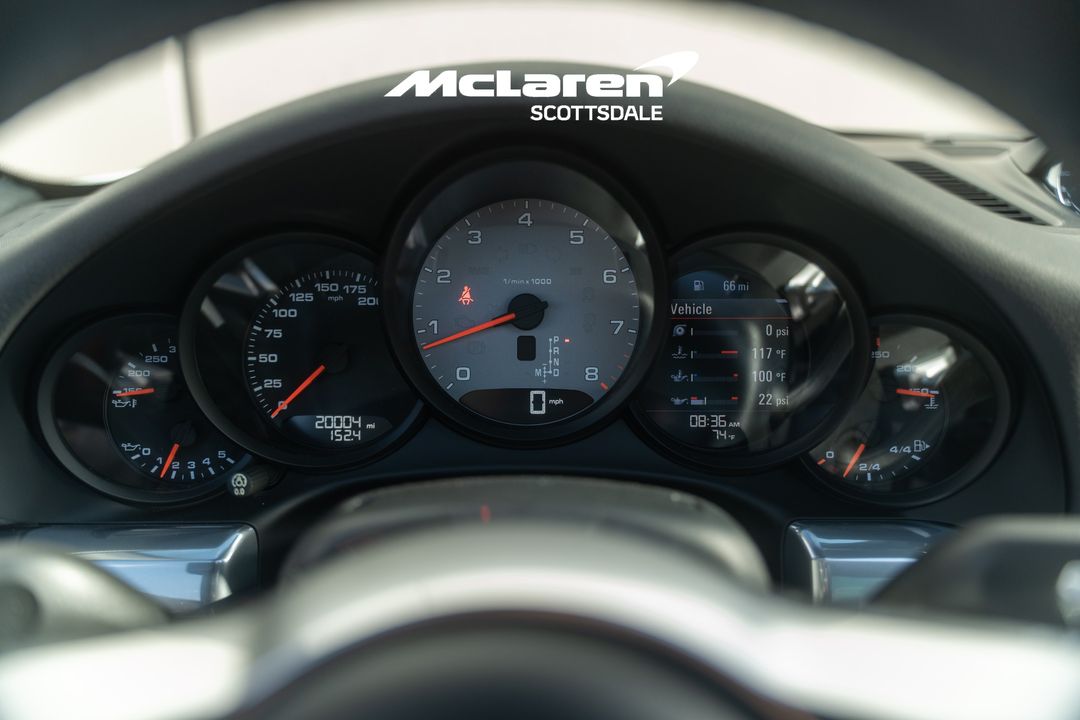 2017 PORSCHE 911