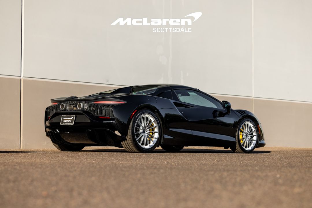 2025 MCLAREN ARTURA