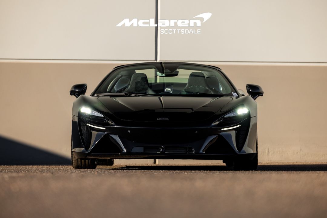 2025 MCLAREN ARTURA