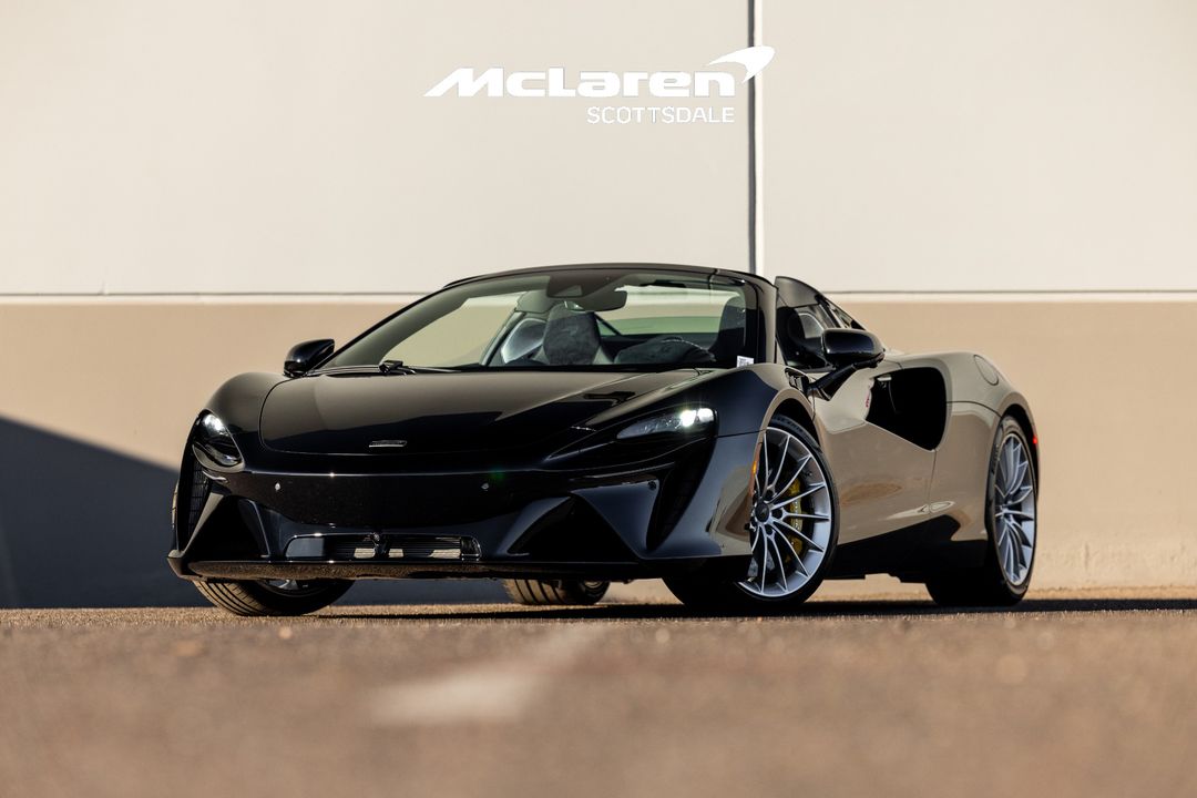2025 MCLAREN ARTURA