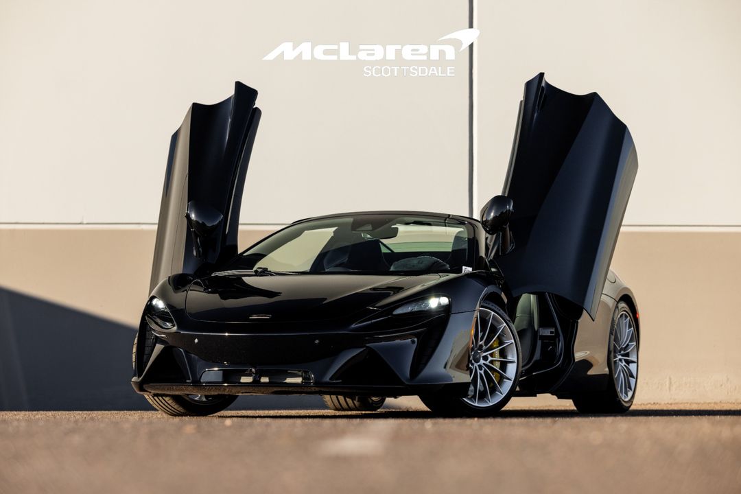 2025 MCLAREN ARTURA