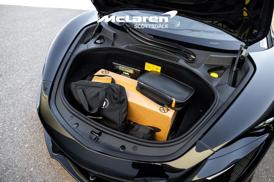 2025 MCLAREN ARTURA