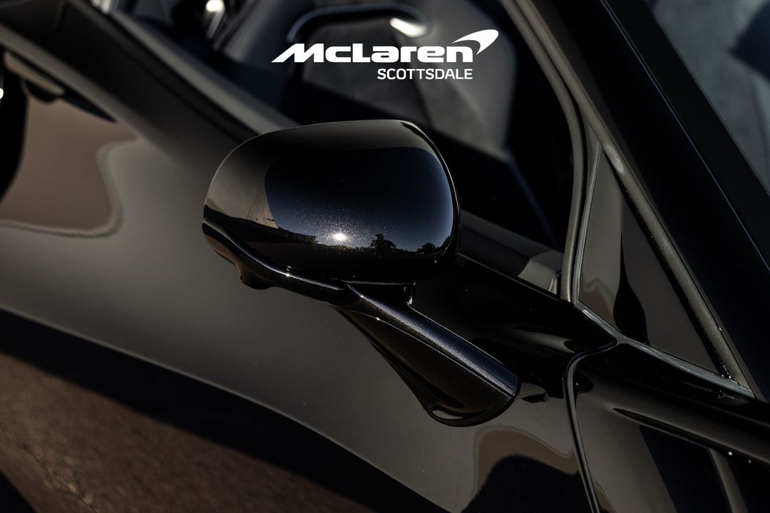 2025 MCLAREN ARTURA