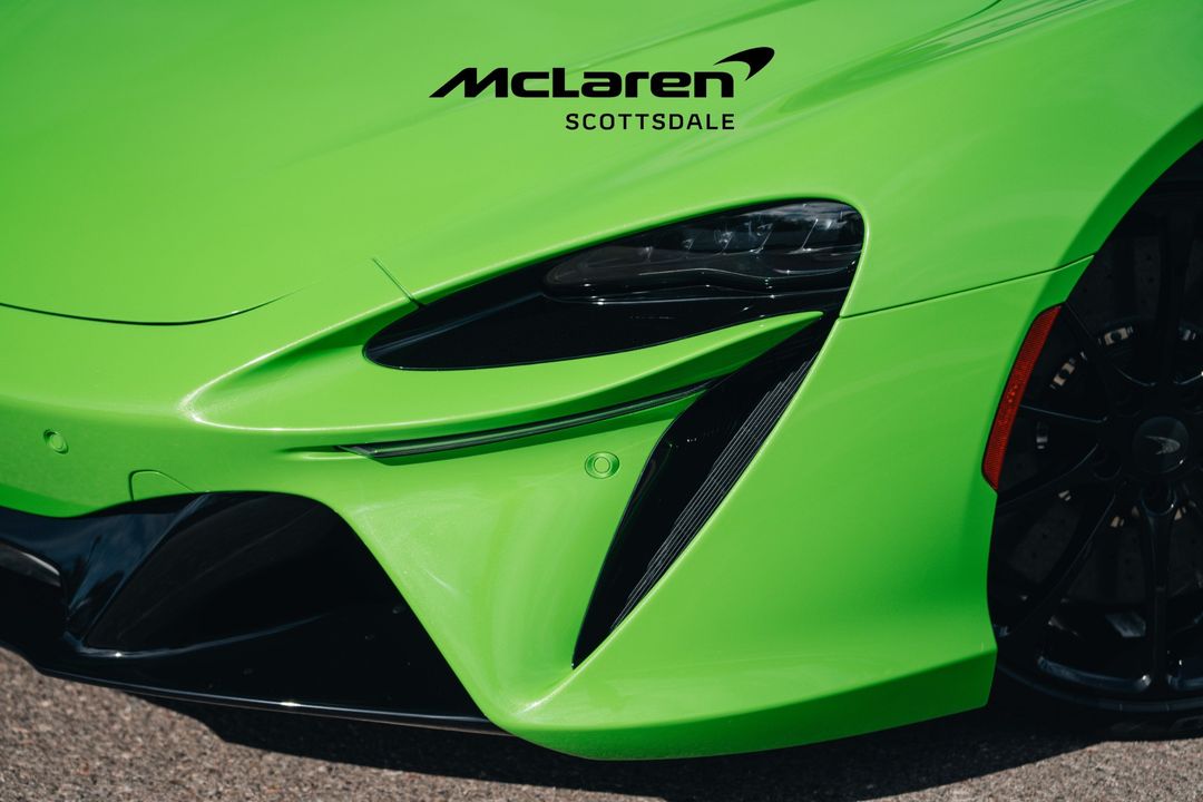 2025 MCLAREN ARTURA