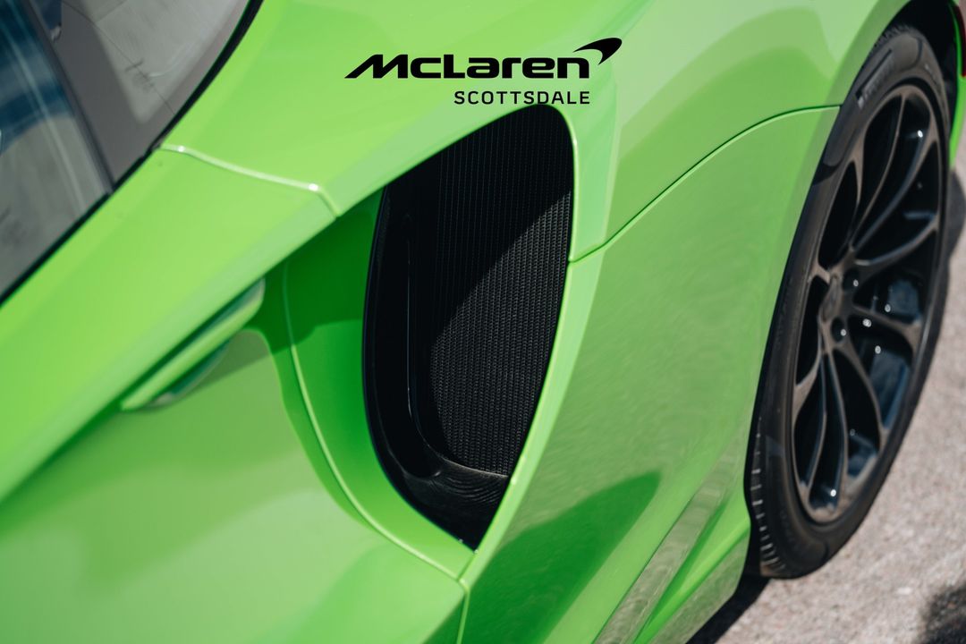 2025 MCLAREN ARTURA