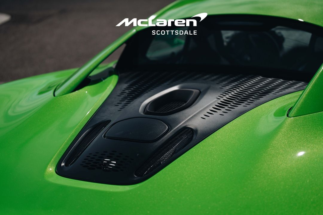 2025 MCLAREN ARTURA