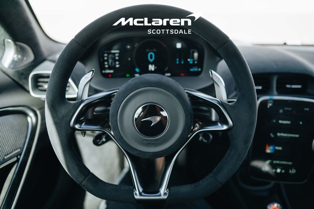 2025 MCLAREN ARTURA