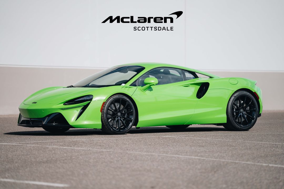 2025 MCLAREN ARTURA