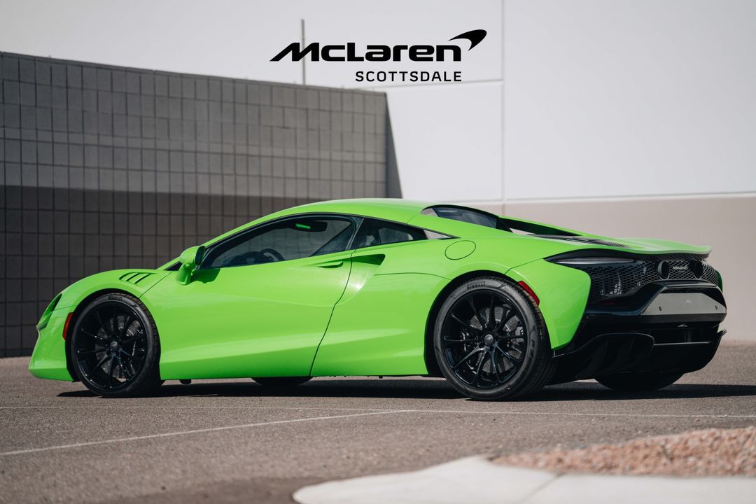 2025 MCLAREN ARTURA