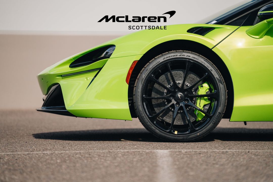 2025 MCLAREN ARTURA SPIDER