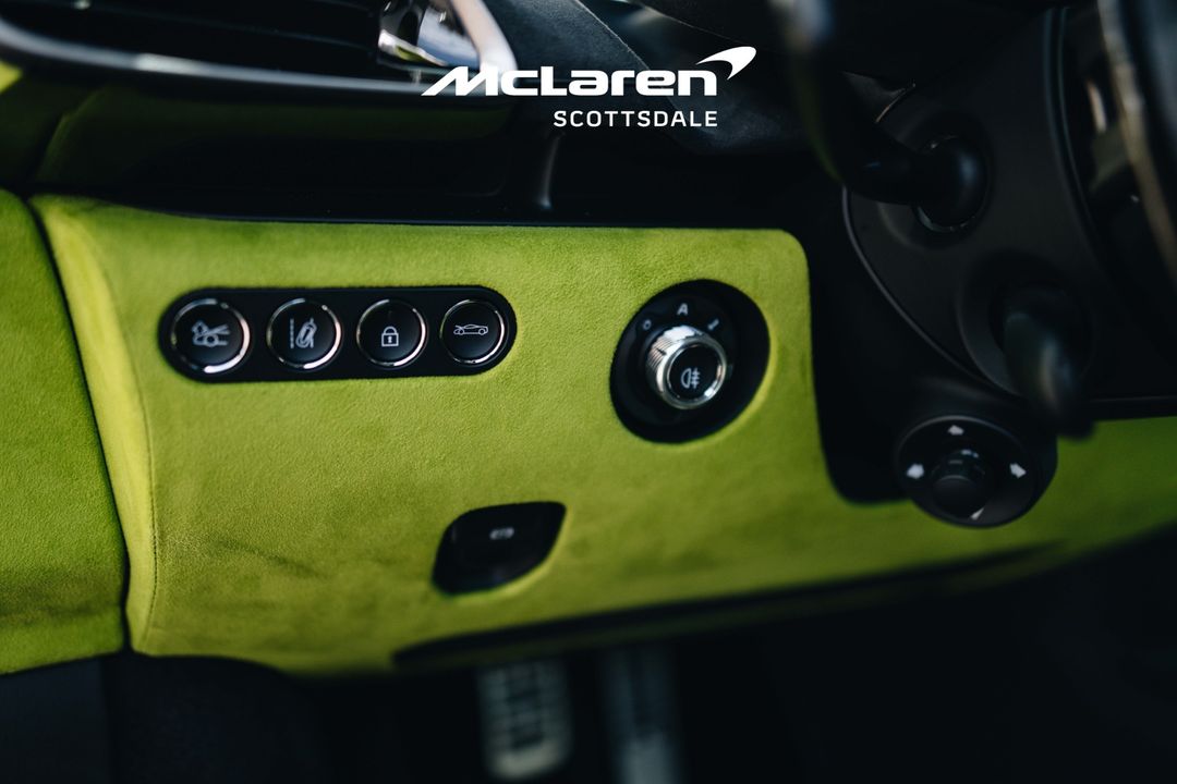 2025 MCLAREN ARTURA SPIDER