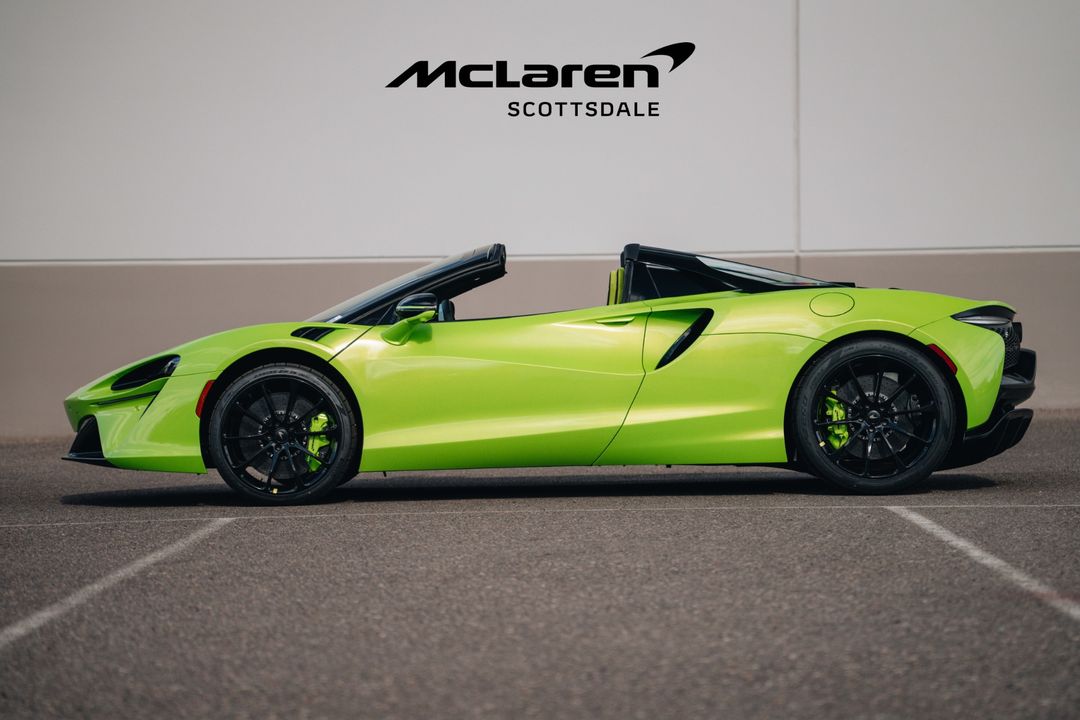 2025 MCLAREN ARTURA SPIDER