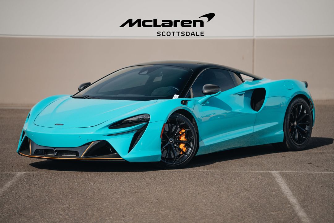 2023 MCLAREN ARTURA