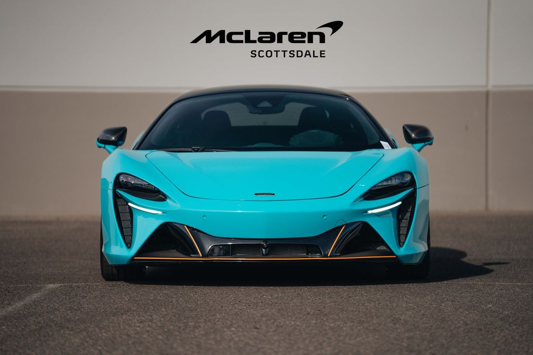 2023 MCLAREN ARTURA