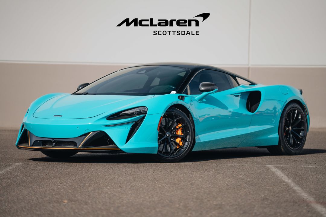 2023 MCLAREN ARTURA