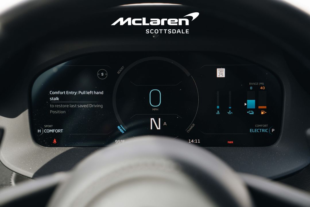 2023 MCLAREN ARTURA