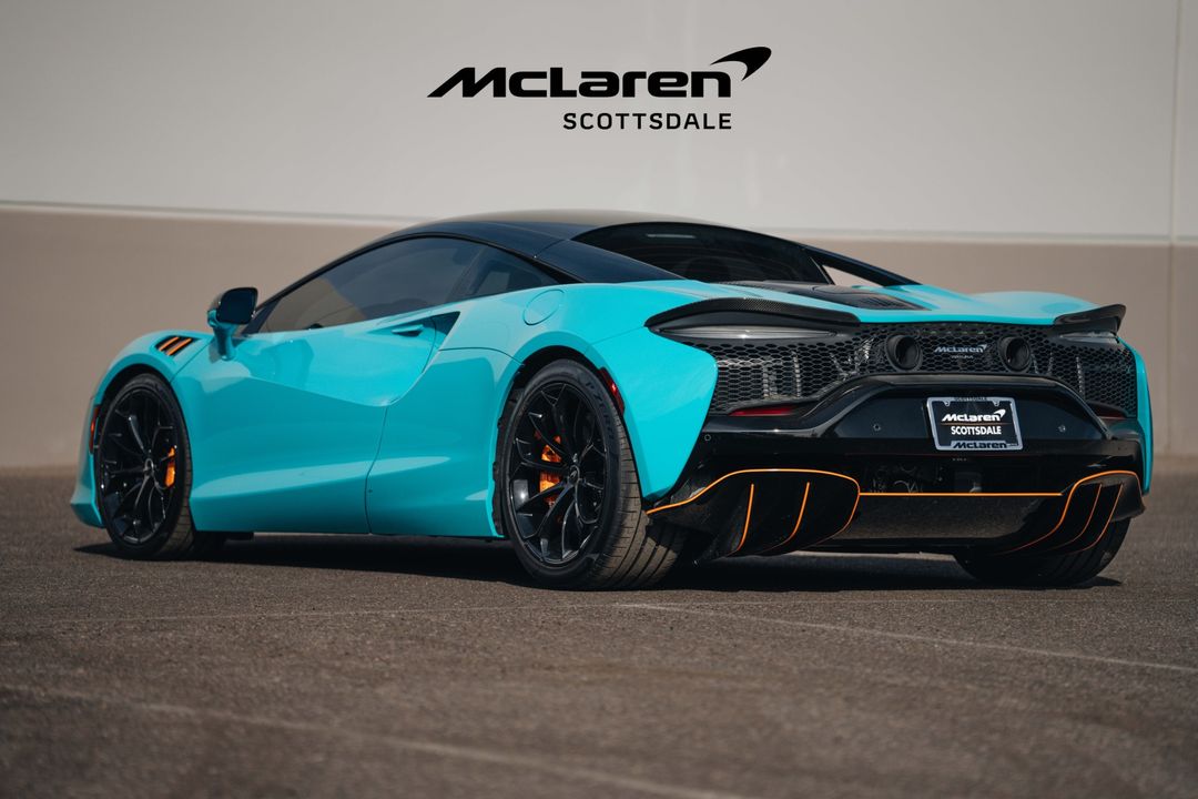 2023 MCLAREN ARTURA