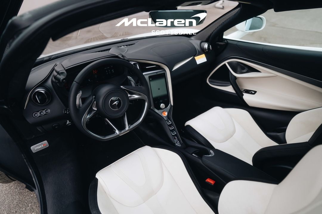 2025 MCLAREN 750S