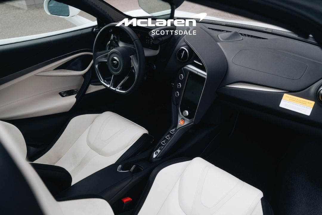 2025 MCLAREN 750S